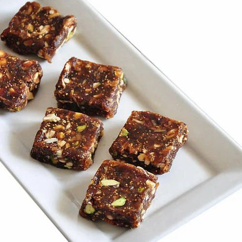 Karachi Bakery Anjeer Pak 400g