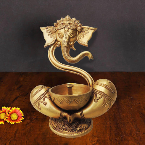 Brass Table Decor Deepak With Ganesh Ji 1.32kg