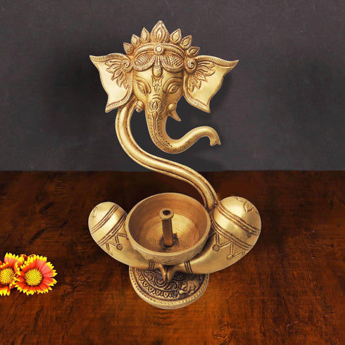 Brass Table Decor Deepak With Ganesh Ji 1.32kg