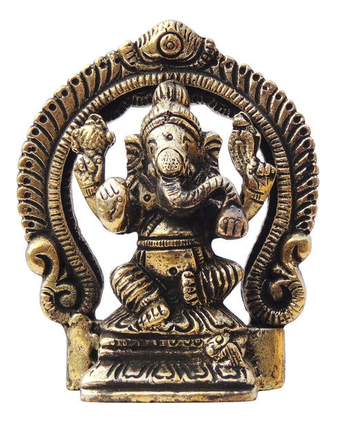 Brass Ganesh Circle God Idol Statue 0.26 Kg