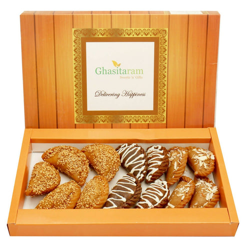 Ghasitaram Holi Sweets | Roasted Til| Sesame, Traditional Gujiyas Box and Chocolate Gujiyas Box