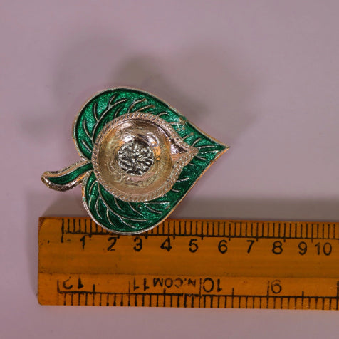 Pure Silver Peepal Leaf Pattern Fancy Diya 12.2g