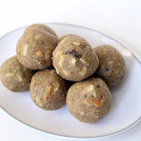 Emerald Sweets Gond Laddu