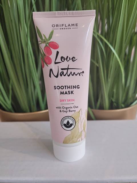 Oriflame Love Nature Soothing Mask with Organic Oat & Goji Berry