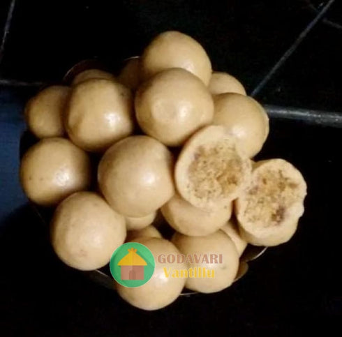 Godavari Vantillu Kobbari Kova Laddu | Kobbari Kova Kajjikayalu