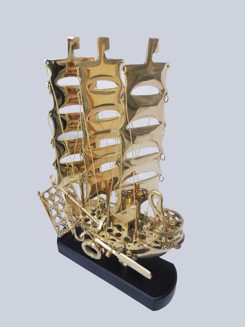 Brass Home Ship With Wooden Base 1.135kg