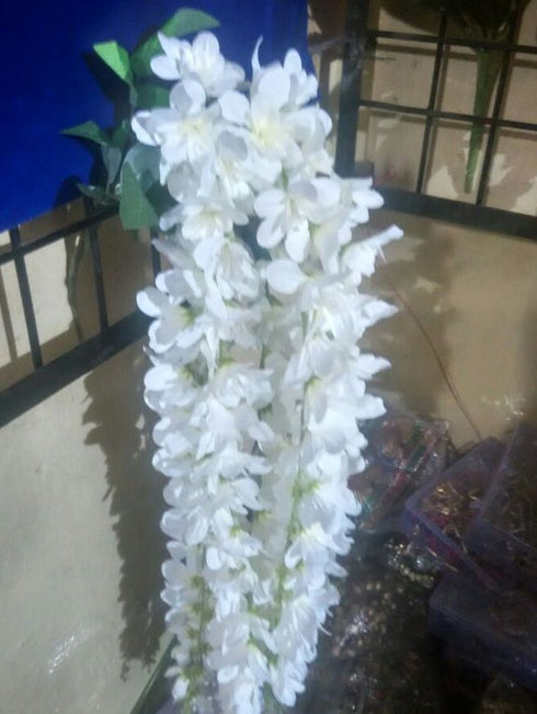 White Flower Garland String 35cm