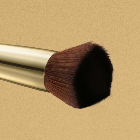 Oriflame Giordani Gold Silky Foundation Buffer