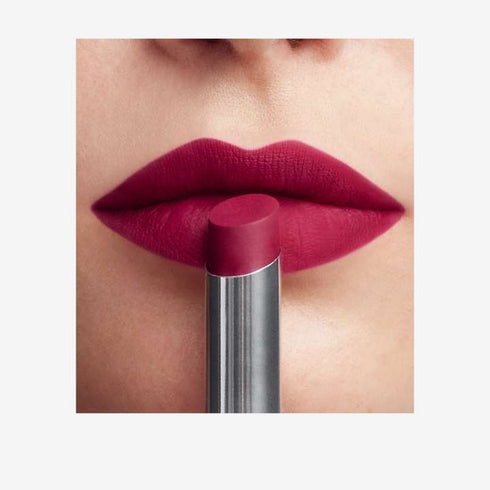 Oriflame The One Colour Unlimited Ultra Fix Lipstick | Ultra Bordeaux
