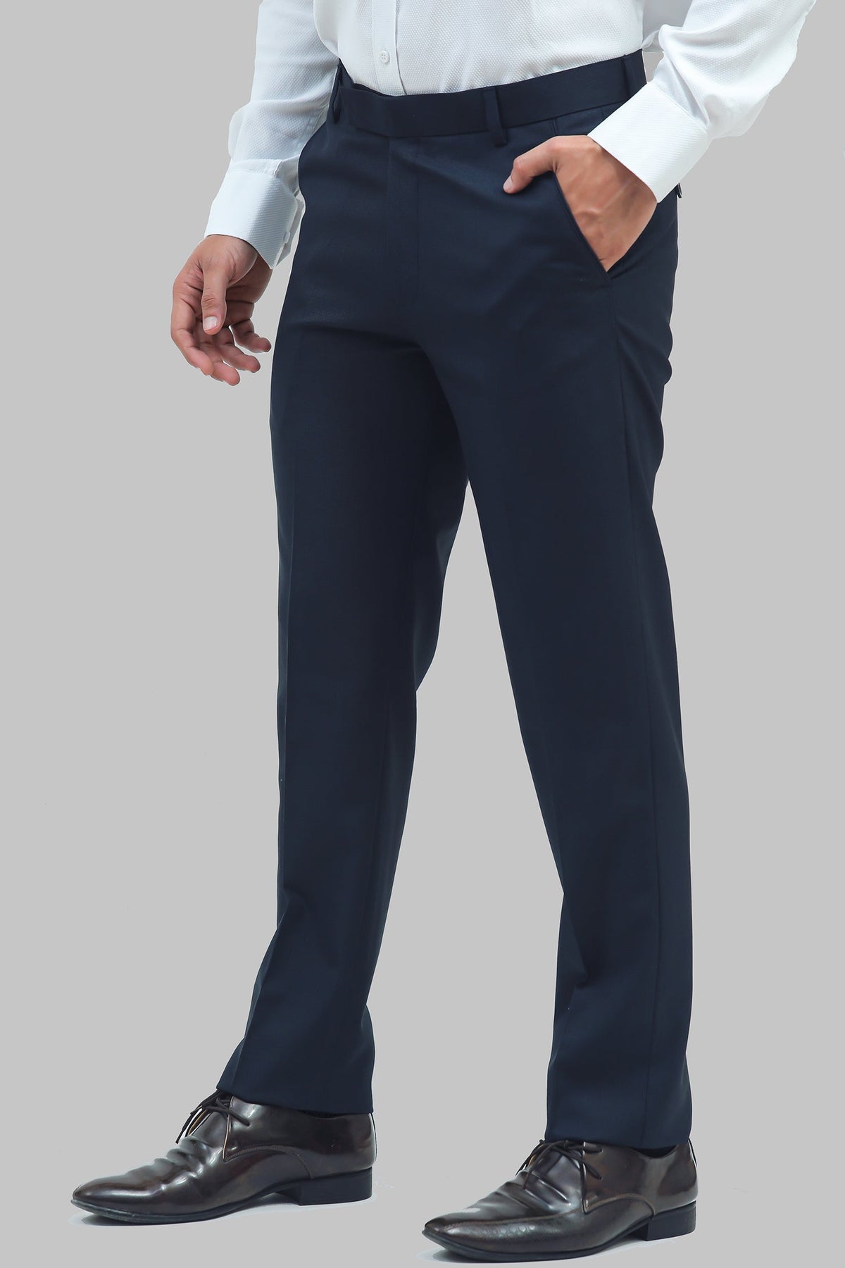 Veshbhoshaa Bluebird Men'S Oxford Blue Formal Trouser - PUSHMYCART