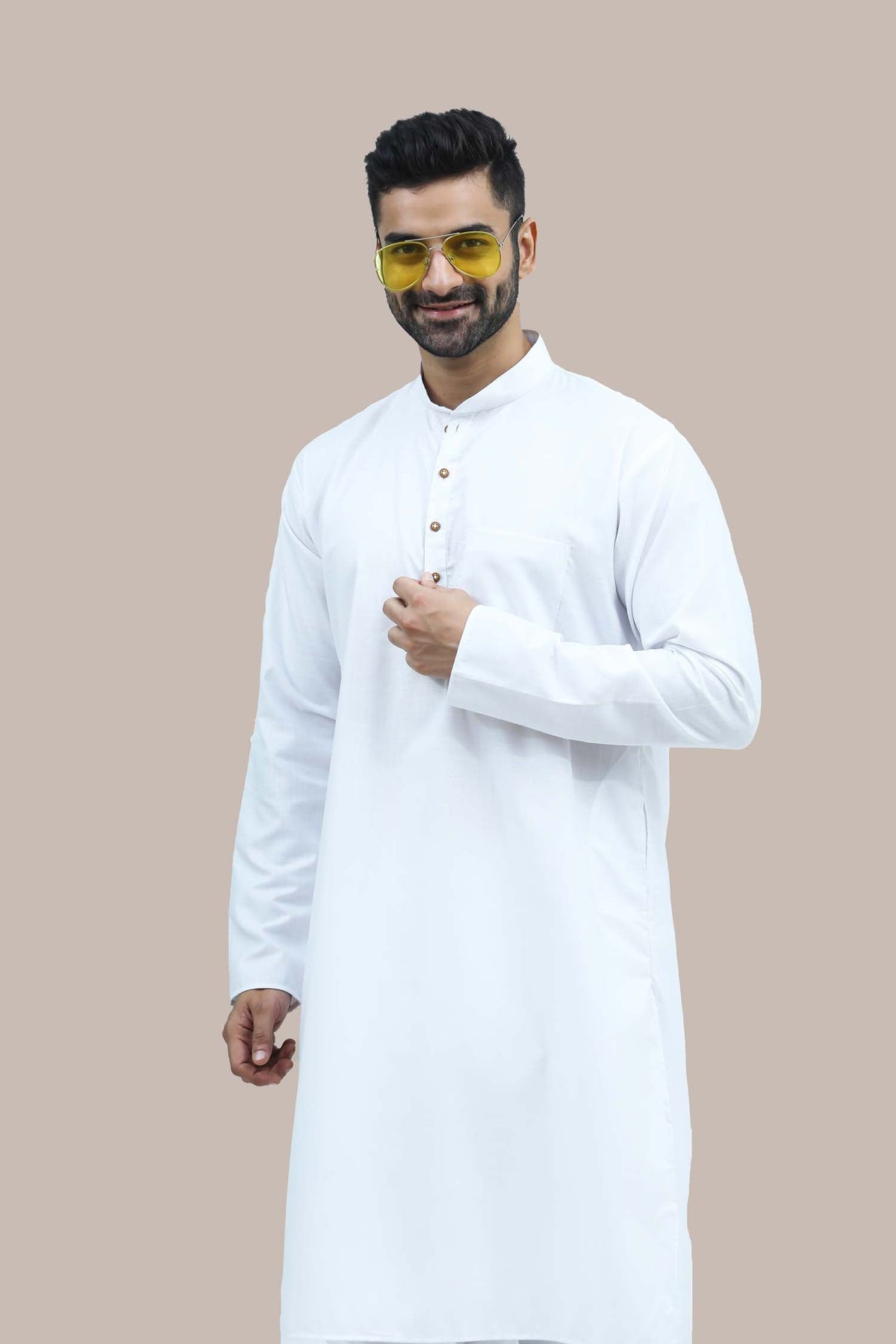 Veshbhoshaa Bluesaanchi Men'S White Matka Silk Kurta Set - PUSHMYCART