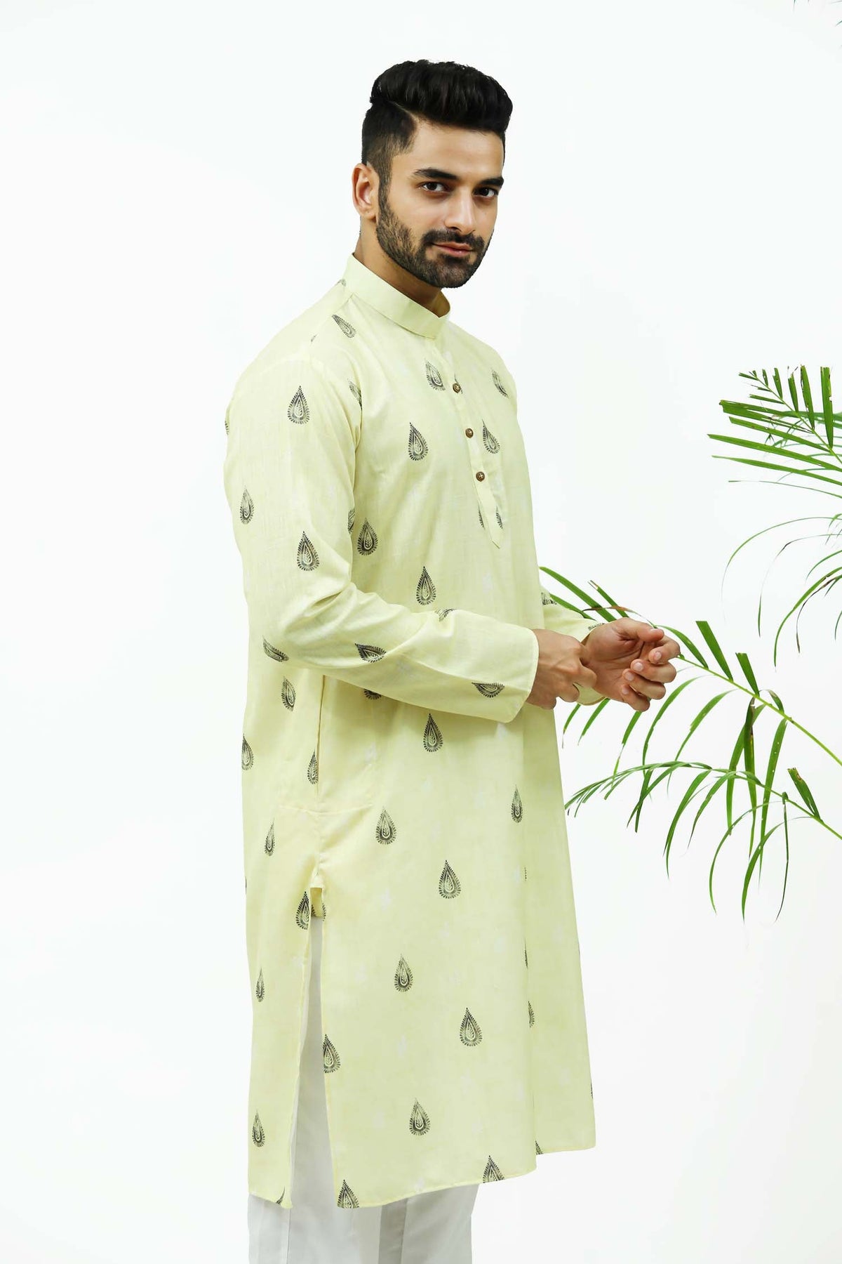 Veshbhoshaa Bluesaanchi Men'S Light Yellow Printed Kurta Set - PUSHMYCART