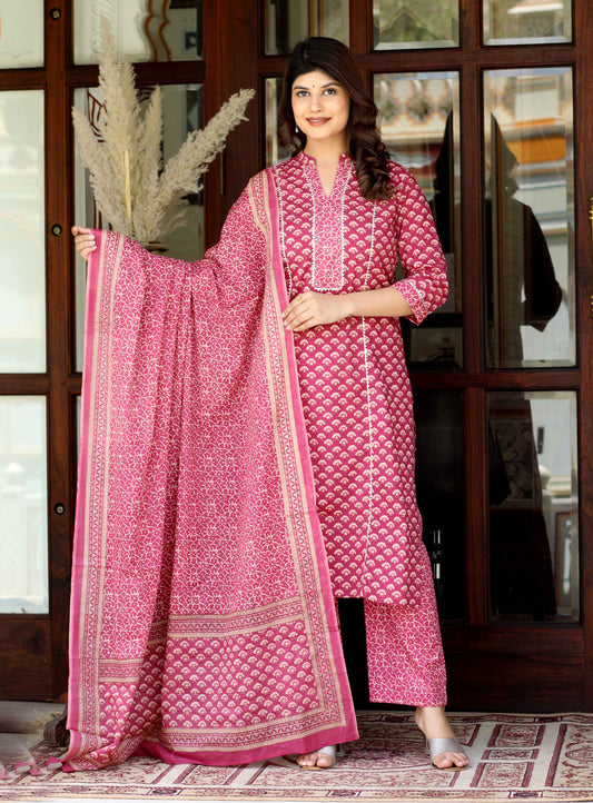 Miravan Womens Pink Straight Floral Printed Kurta and Palazzo With Dupatta Set