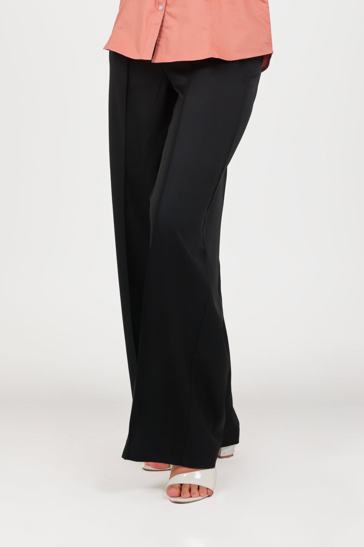 Veshbhoshaa Bluebird Women'S Black Solid Casual Bell Bottom  Trousers - PUSHMYCART