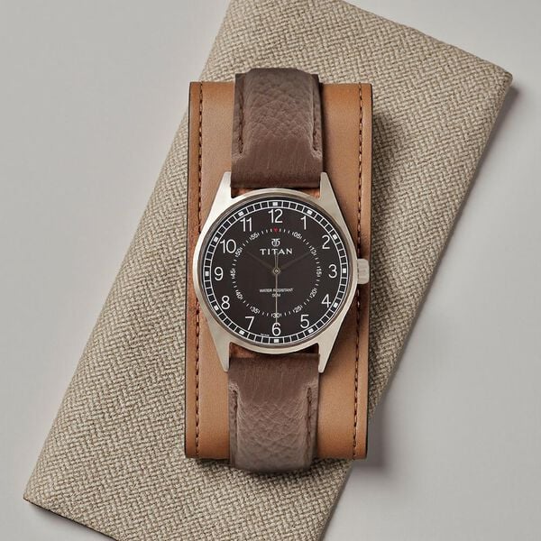 Titan Men's Timeless Charm: Men's Analog Watch with Black Dial and Brown Leather Strap Watch