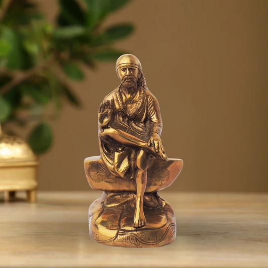 Brass Sai Baba Statue 2.5Kg - PUSHMYCART