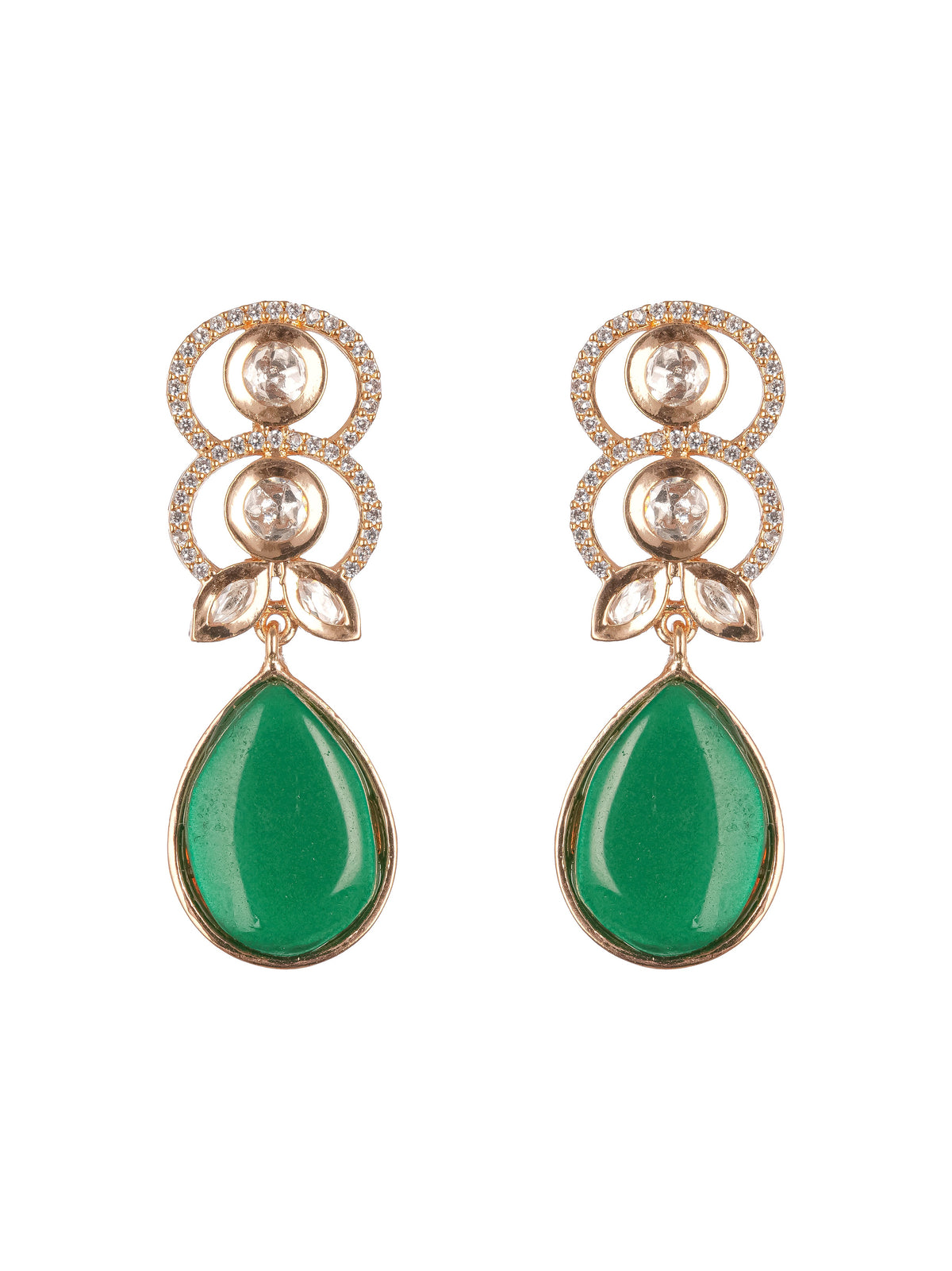 Lifestyle shot of the jewellery set with festive attire
