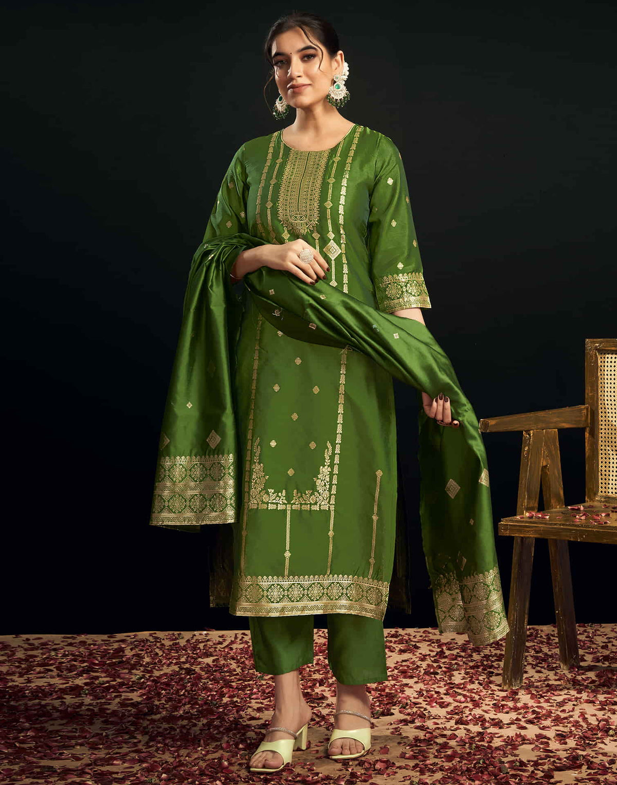 Sudathi Green And Golden Silk Plain Straight Kurta Set With Dupatta - PUSHMYCART