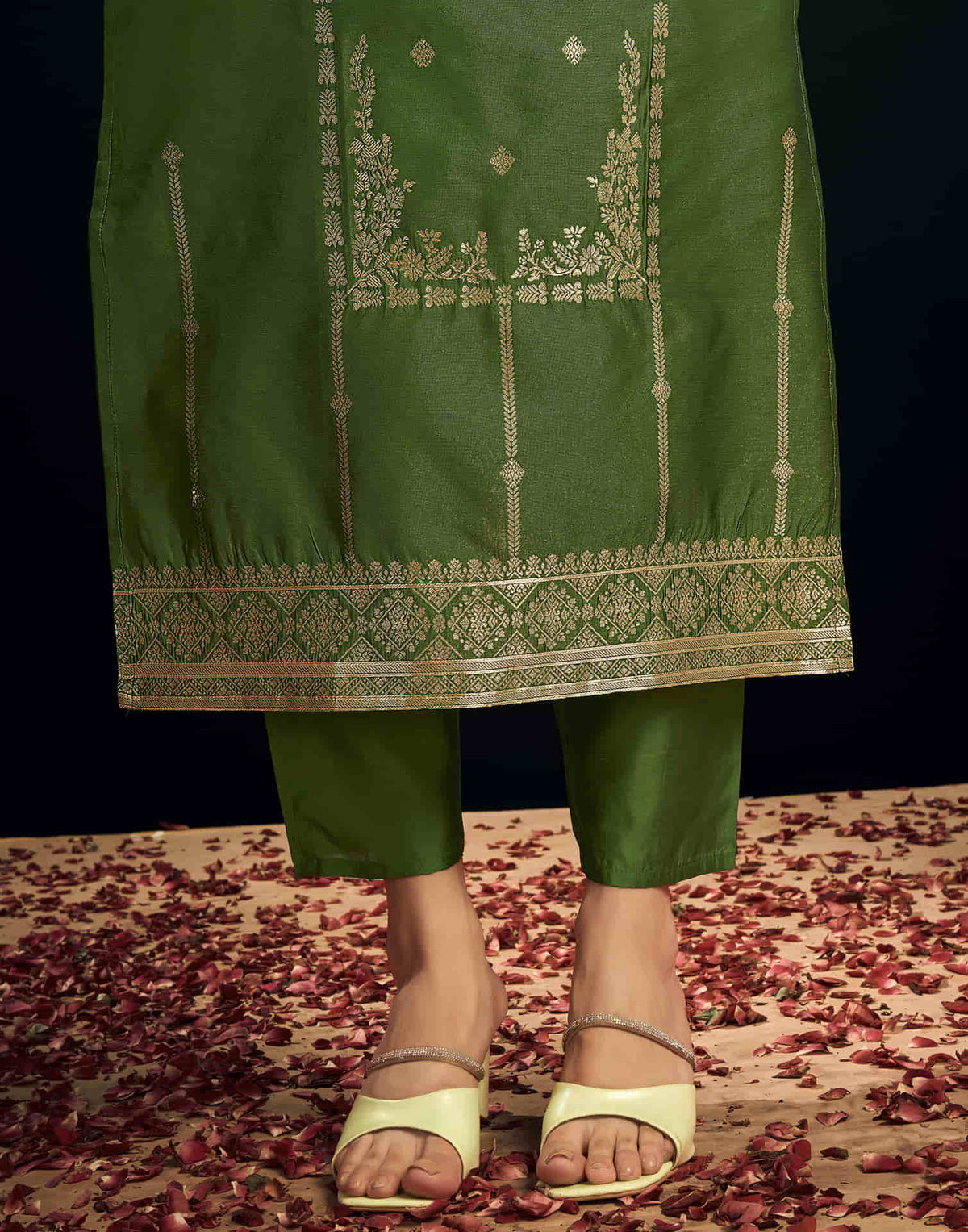 Sudathi Green And Golden Silk Plain Straight Kurta Set With Dupatta - PUSHMYCART