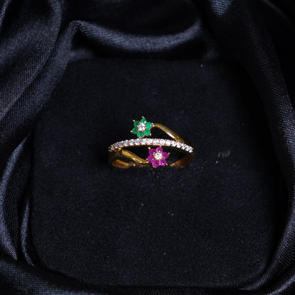 Pure Gold Awe Inspiring Studded Floral Pattern Ring 2.7g