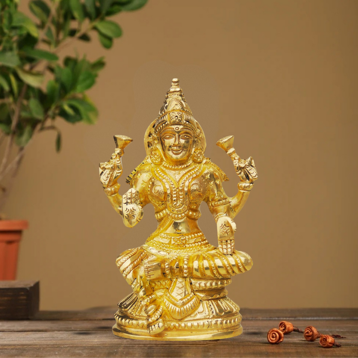 Brass Laxmi Ji Statue 0.75Kg - PUSHMYCART