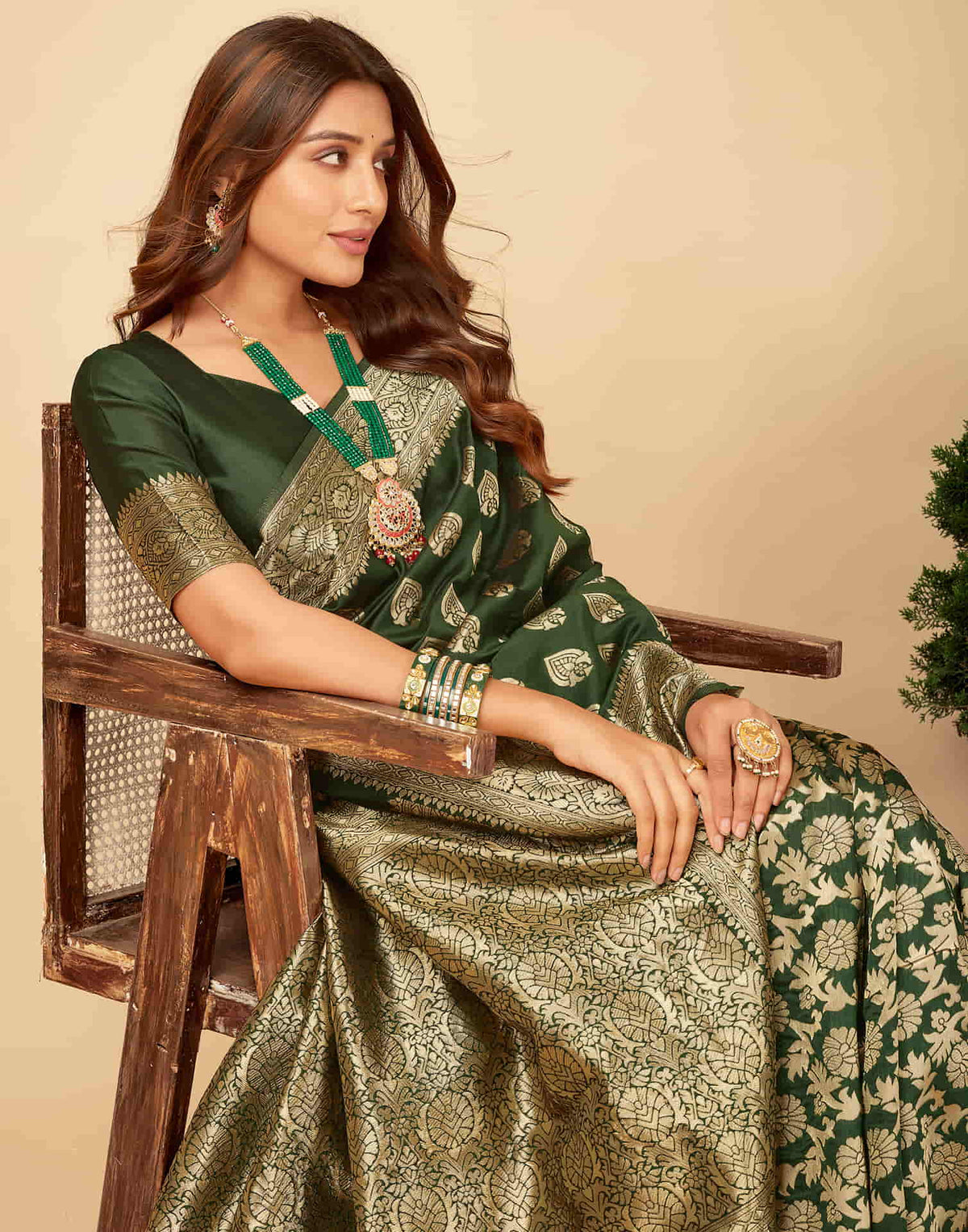 Sudathi Dark Green Woven Banarasi Silk Saree - PUSHMYCART