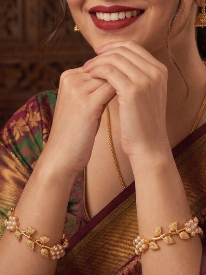Anouk Set of 2 Gold Plated Pearl Leaf Handcrafted Bangles
