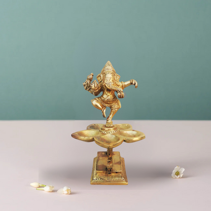 Brass Table Oil Lamp Deepak 0.89Kg - PUSHMYCART