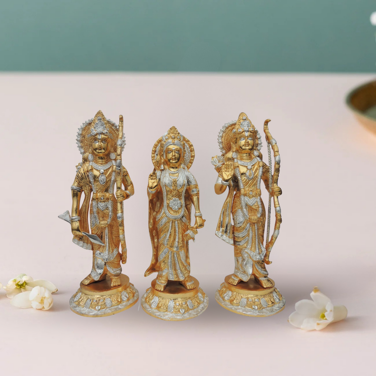 Brass Ram Darbar Statue 4.6Kg - PUSHMYCART