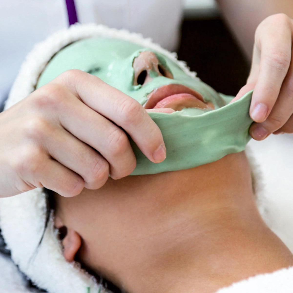Algae Peel Off Jelly Facial Mask - Shills Professional