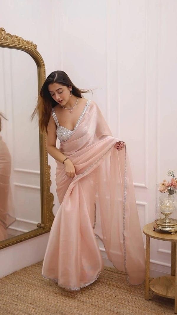Vasthrlay Classic Traditional Saree with elegant georgette styling