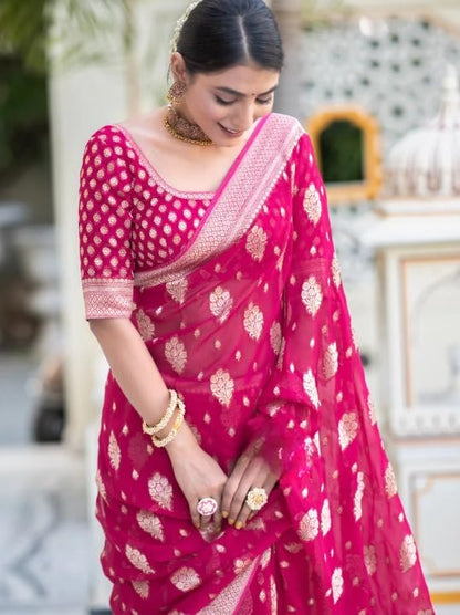 Vasthrlay Classic Traditional Saree with elegant kanjivaram styling
