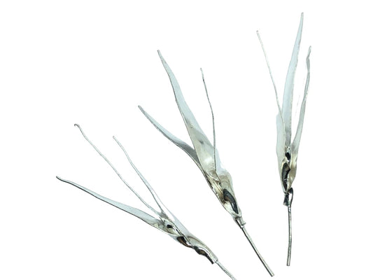 Silver Durva Grass for Hindu Puja, Traditional Sacred Offering for Ganesh, Vishnu - image 1