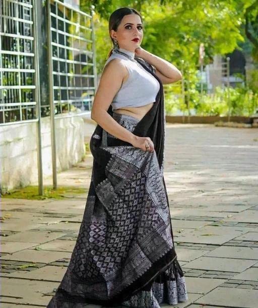 Vasthrlay Classic Traditional Saree for wedding and party wear styling