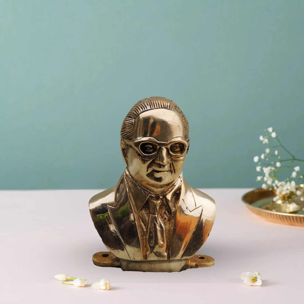 Brass Ambedker Face 0.9Kg - PUSHMYCART
