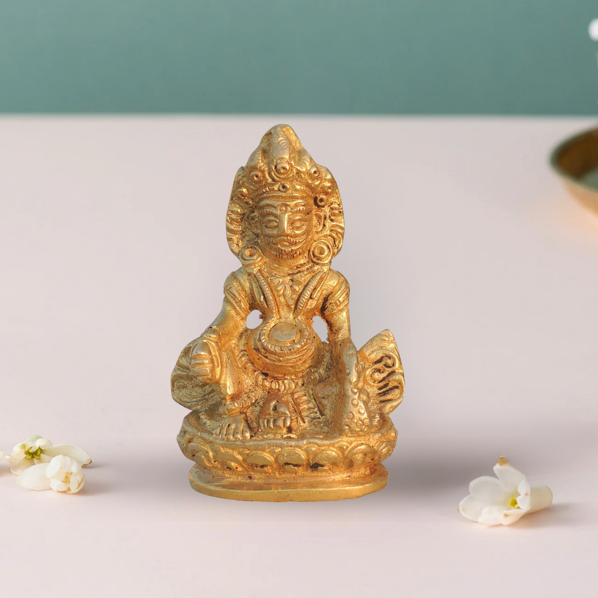 Brass Kuber Maharaja Statue 0.22Kg - PUSHMYCART