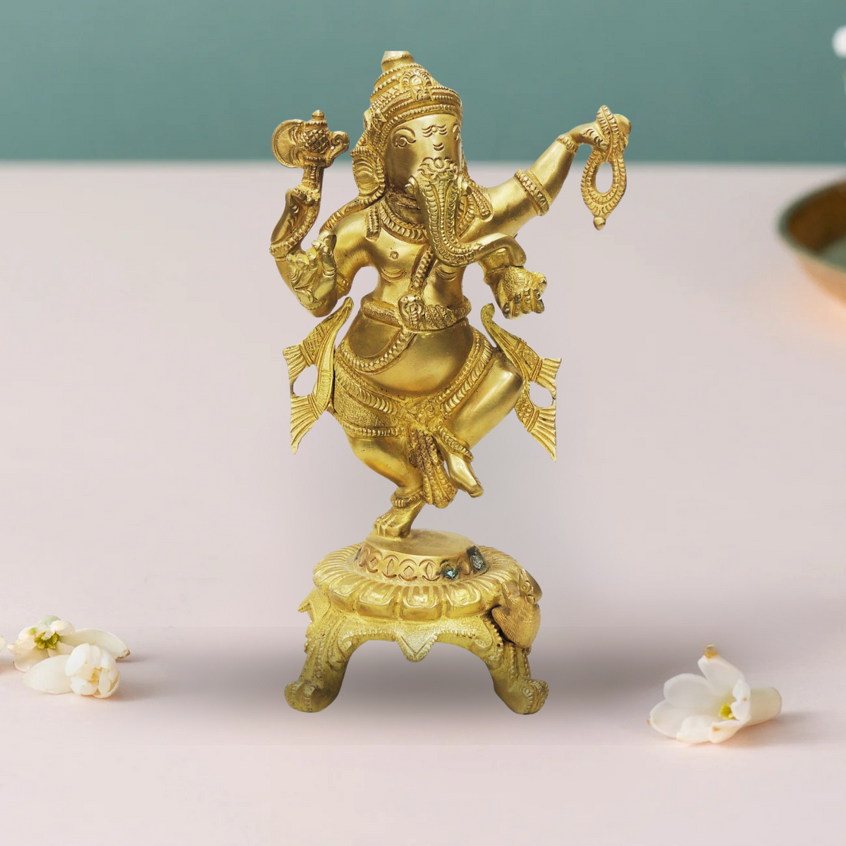 Brass Dancing Ganesh Sf 1.612Kg - PUSHMYCART