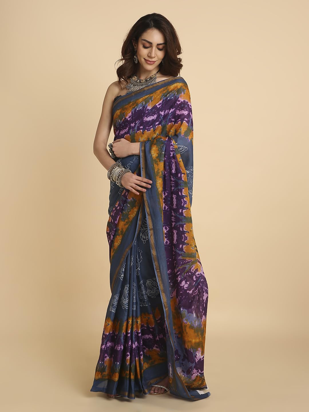 Vasthrlay Printed Saree in Classic with refined ethnic ethnic appeal