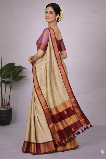 Vasthrlay Ethnic Classic Saree with decorative Traditional design