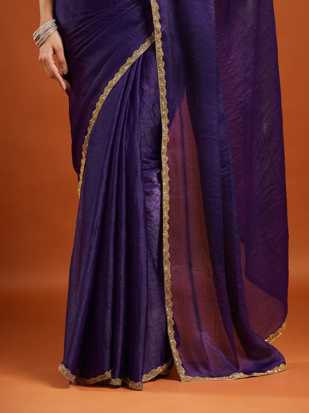 Vasthrlay Traditional Saree in Classic with refined chiffon ethnic appeal