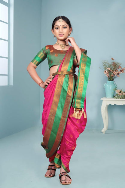 Vasthrlay Classic Traditional Saree with elegant Ethnic styling