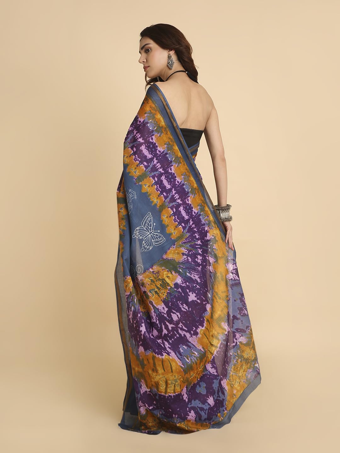 Vasthrlay Classic Saree with elegant ethnic and printed styling