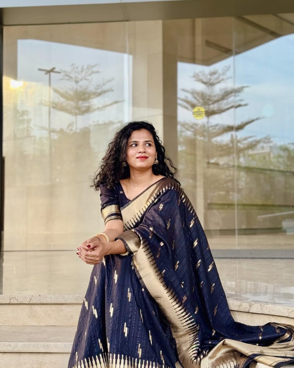 Vasthrlay Lavender Traditional Saree with elegant kanjivaram styling