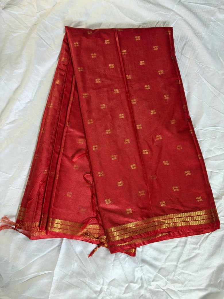 Vasthrlay Classic Traditional Saree with elegant handwoven styling