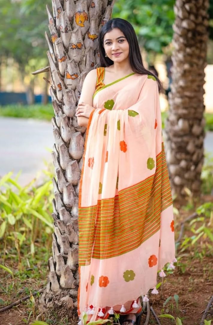 Vasthrlay Classic Floral Saree with elegant Ethnic styling