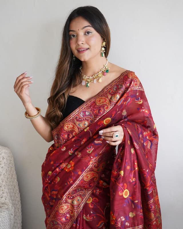 Vasthrlay Designer Saree in Classic with refined banarasi ethnic appeal
