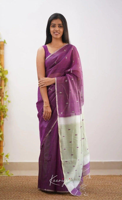 Vasthrlay Classic Traditional Saree for wedding and party wear styling