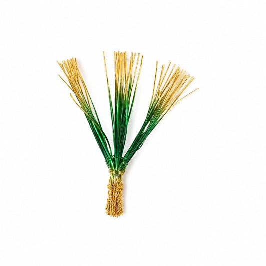 Traditional Golden Finish Durva for Ganapati Pooja Green & Golden Colour - image 1