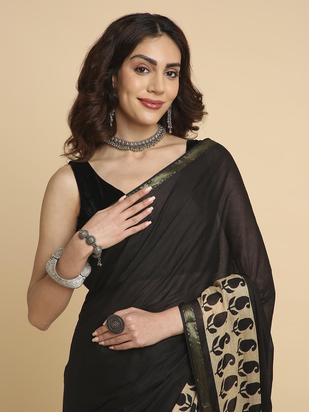 Vasthrlay Classic Traditional Saree for wedding and party wear styling