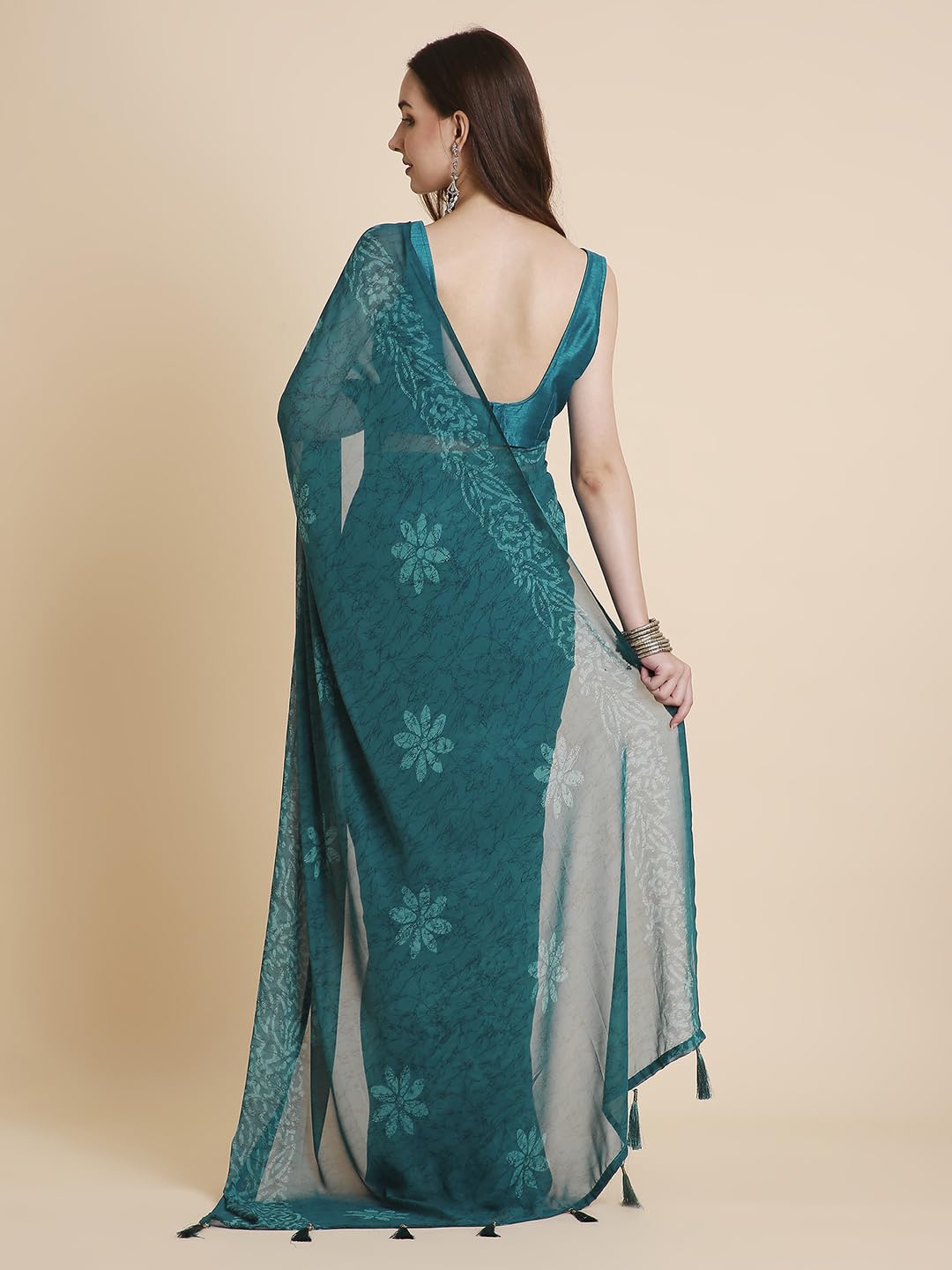 Vasthrlay Turquoise Saree with elegant georgette and printed styling